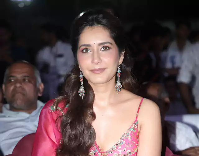 Raashii Khanna at Ustaad Bhagat Singh Pre Release Event